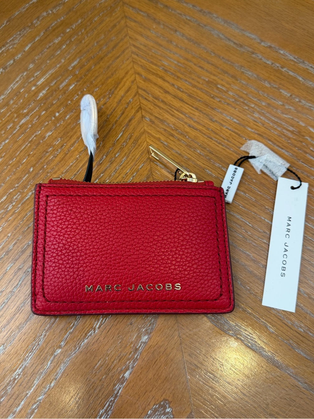 NWT Marc Jacobs The Groove Zip Top Wallet Card Case in Fire Red